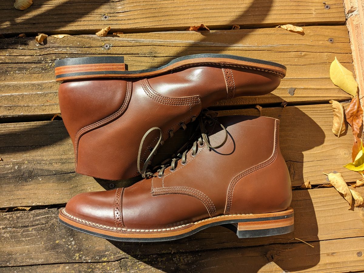 Photo by frog123 on October 24, 2023 of the Viberg Boondocker in Horween Pigment Brown Workshoe Butt.