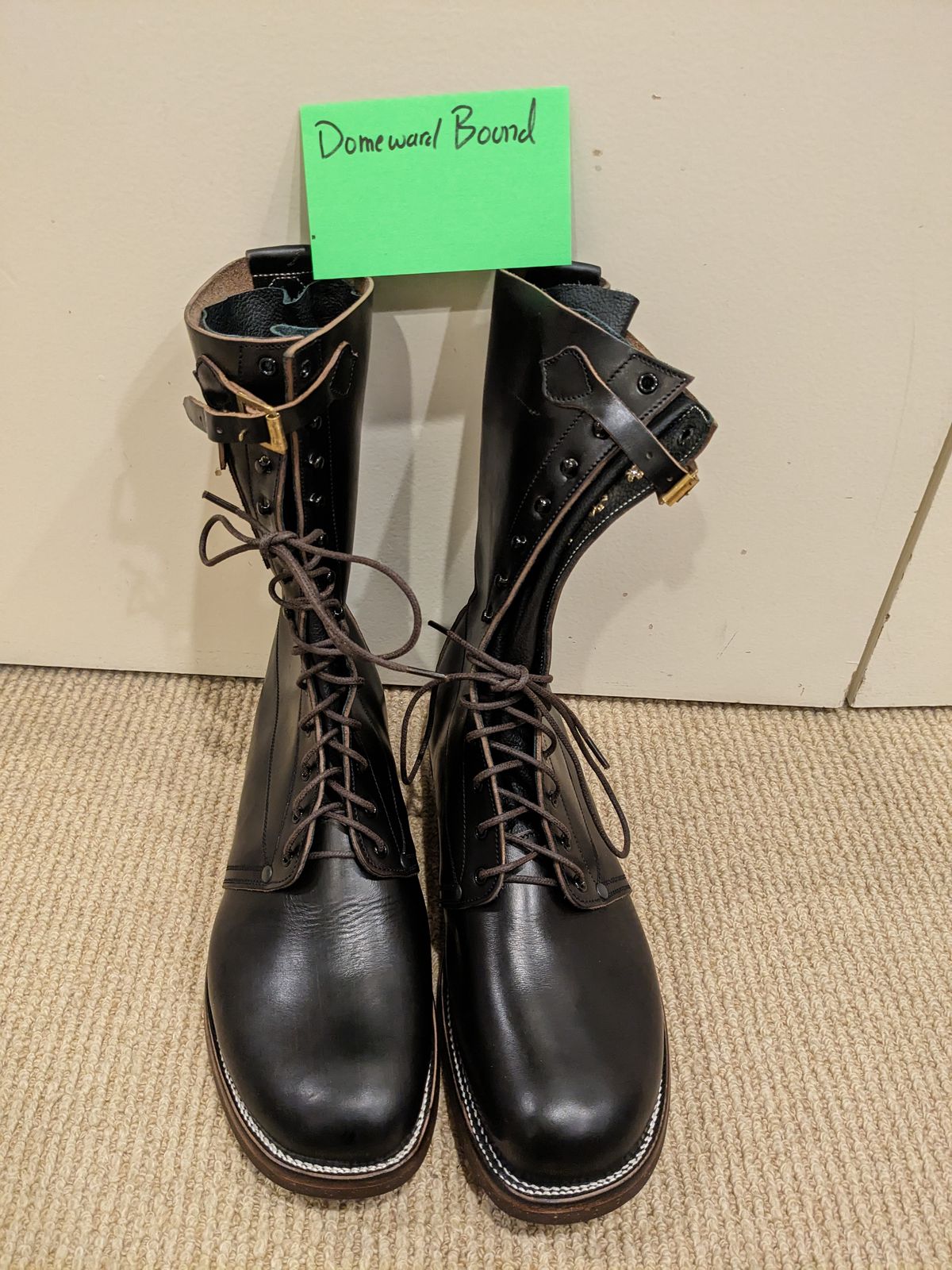 Photo by frog123 on October 5, 2023 of the Unsung U 22-1 Slog Boot in Horween Brown Chromexcel Horsebutt.