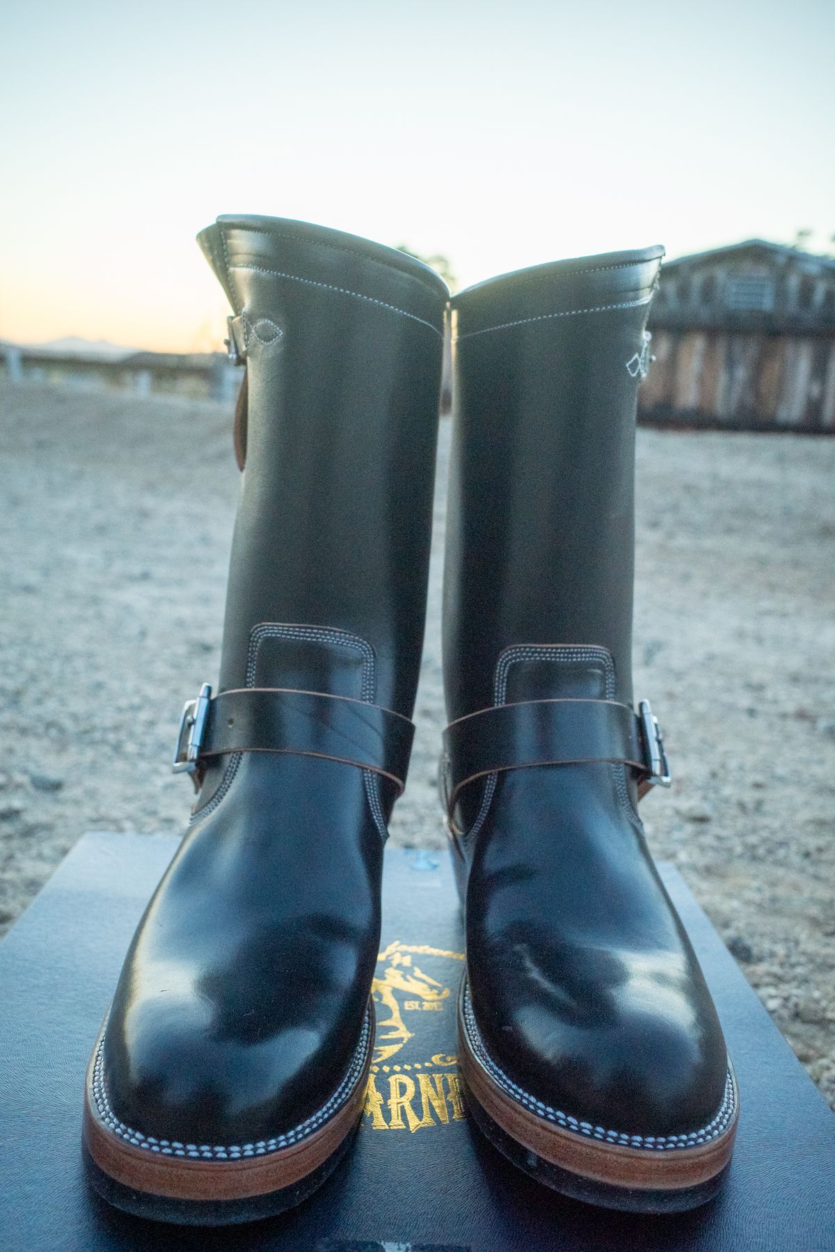 Photo by CoolGuy on November 9, 2023 of the Prof Barnets Bulky Neocliffwood Engineer Boots in Maryam Black Teacore TPR Horsebutt.