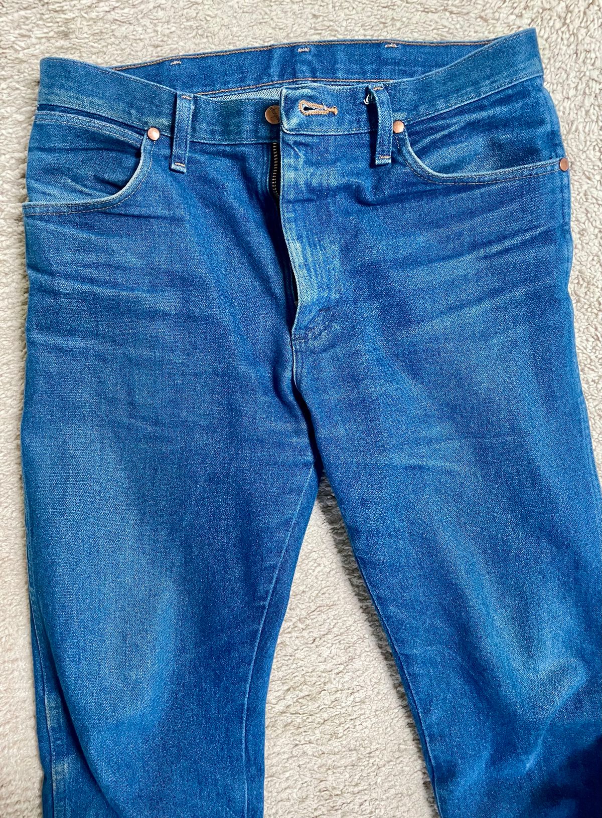 Photo by nomoresayswife on February 8, 2025 of the Wrangler 13MWZ, Wrangler Men's 13MWZ Cowboy Cut Original Fit Jean, Rigid Indigo, in 100% Cotton Heavyweight Denim, 14.75oz.