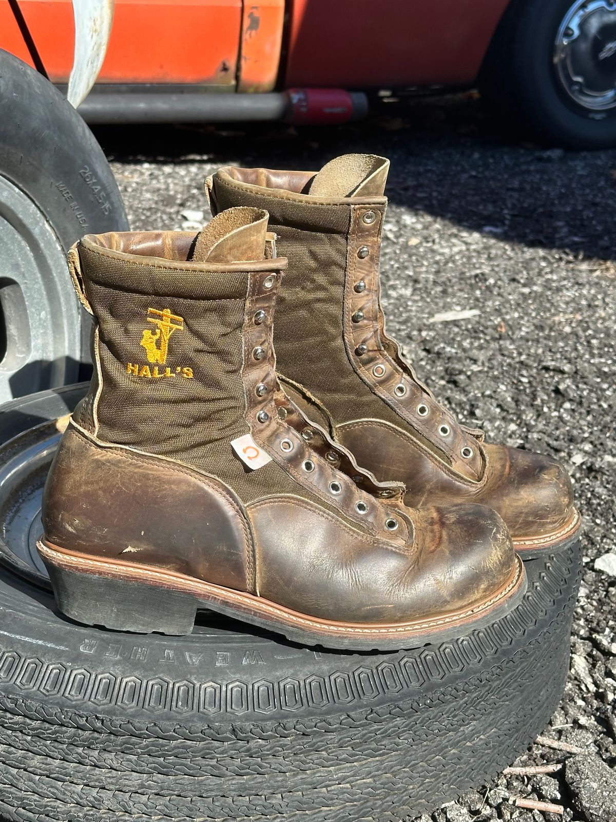 Photo by FtValloniaStreaker on February 3, 2024 of the Hall's Lace-To-Toe Lineman Boot in Brown Crazy Horse Oiled Leather.