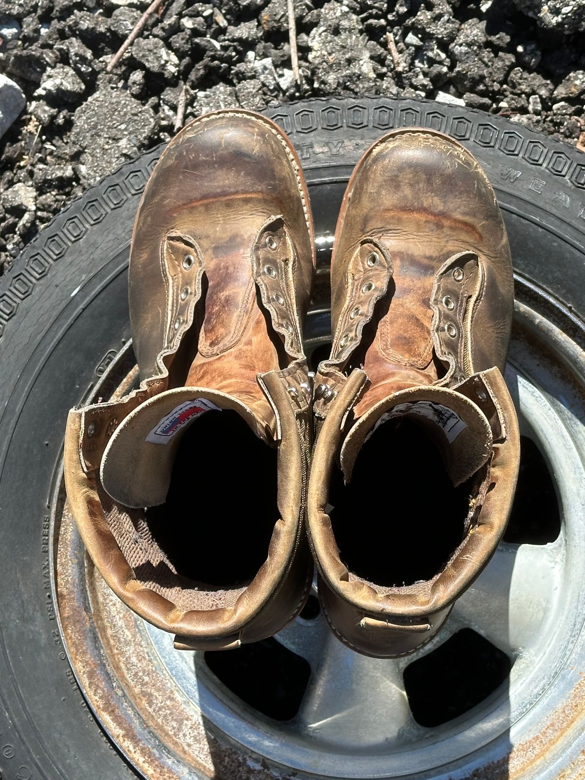 Photo by FtValloniaStreaker on February 3, 2024 of the Hall's Lace-To-Toe Lineman Boot in Brown Crazy Horse Oiled Leather.