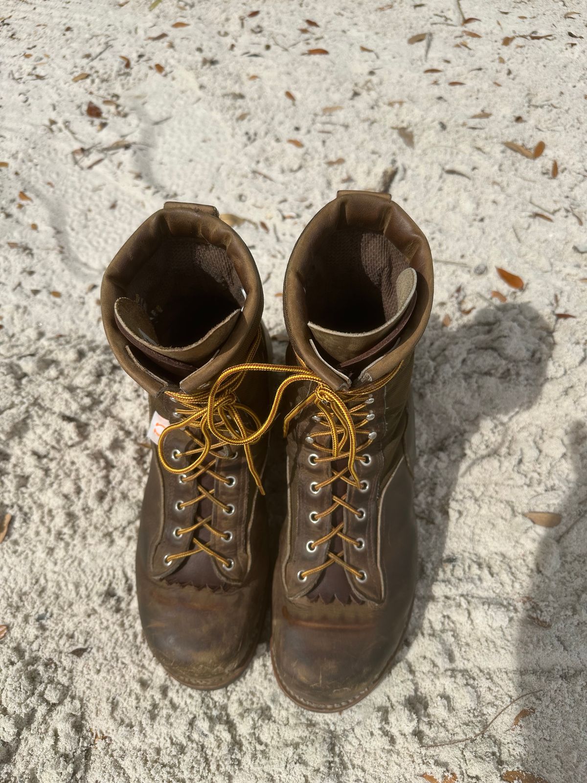Photo by FtValloniaStreaker on March 2, 2024 of the Hall's Lace-To-Toe Lineman Boot in Brown Crazy Horse Oiled Leather.