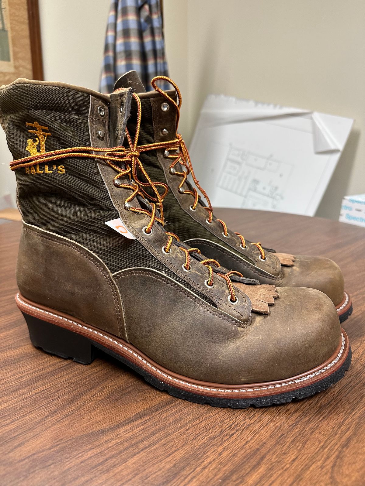 Photo by FtValloniaStreaker on October 2, 2023 of the Hall's Lace-To-Toe Lineman Boot in Brown Crazy Horse Oiled Leather.