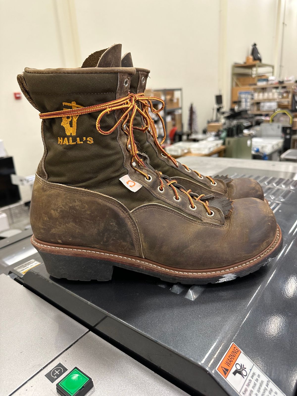 Photo by FtValloniaStreaker on November 3, 2023 of the Hall's Lace-To-Toe Lineman Boot in Brown Crazy Horse Oiled Leather.