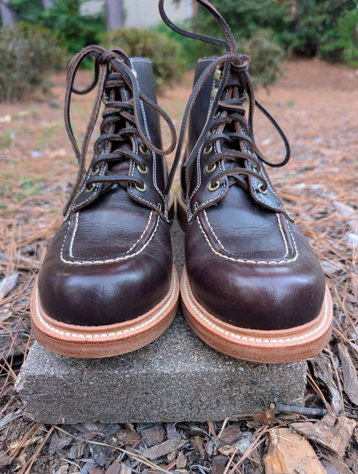 Photo by SIDO on October 1, 2025 of the Grant Stone Brass Boot in Dark Snuff Oiled Shoulder.