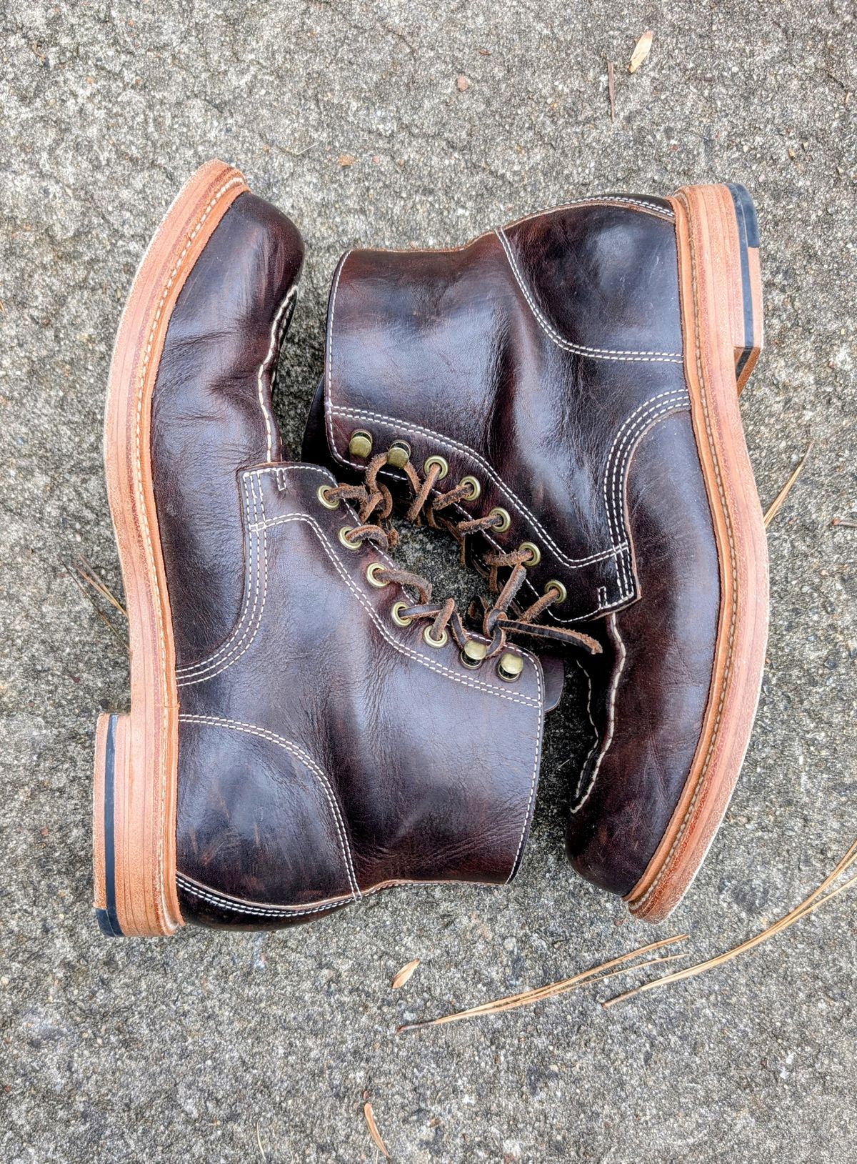 Photo by SIDO on December 4, 2025 of the Grant Stone Brass Boot in Dark Snuff Oiled Shoulder.