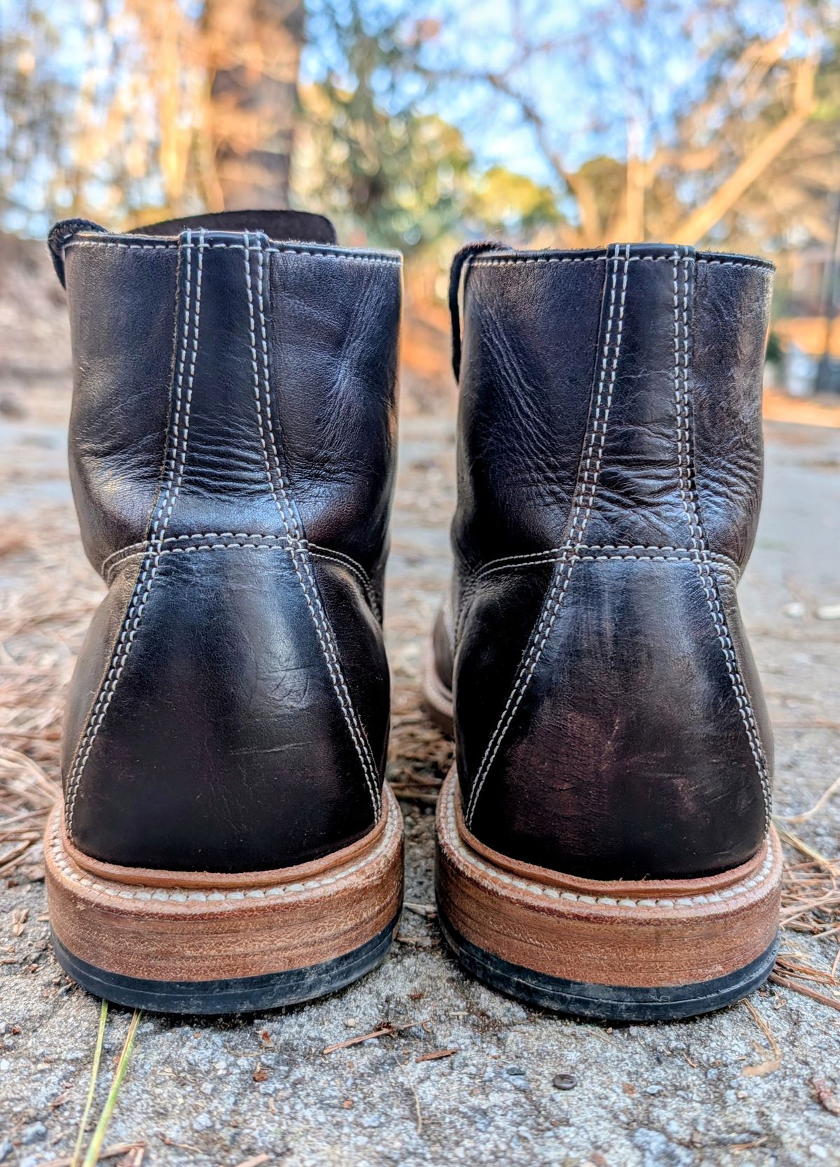 Photo by SIDO on January 1, 2026 of the Grant Stone Brass Boot in Dark Snuff Oiled Shoulder.