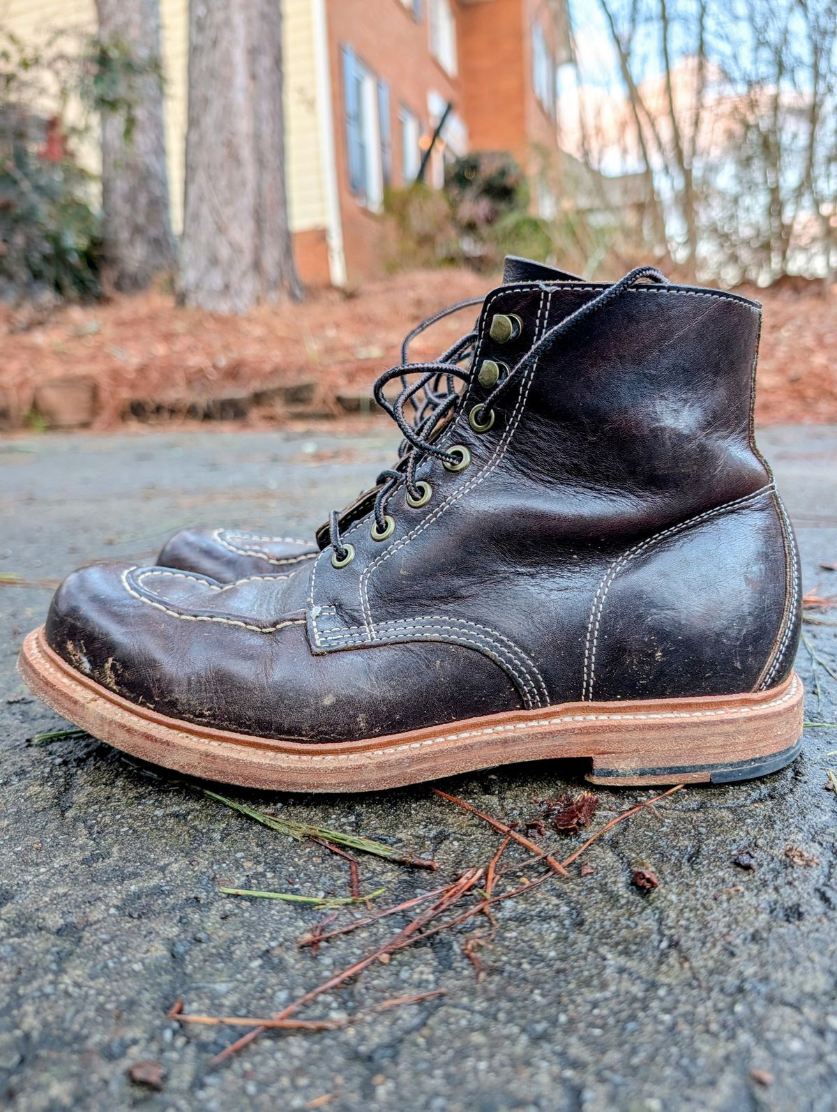 Photo by SIDO on February 4, 2026 of the Grant Stone Brass Boot in Dark Snuff Oiled Shoulder.