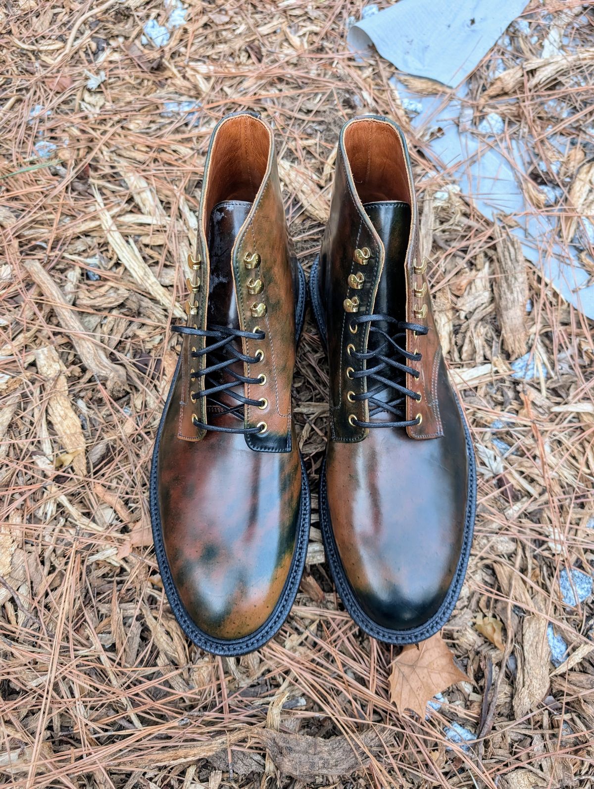 Photo by SIDO on October 3, 2024 of the Grant Stone Edward Boot in Horween Marbled Black Shell Cordovan.