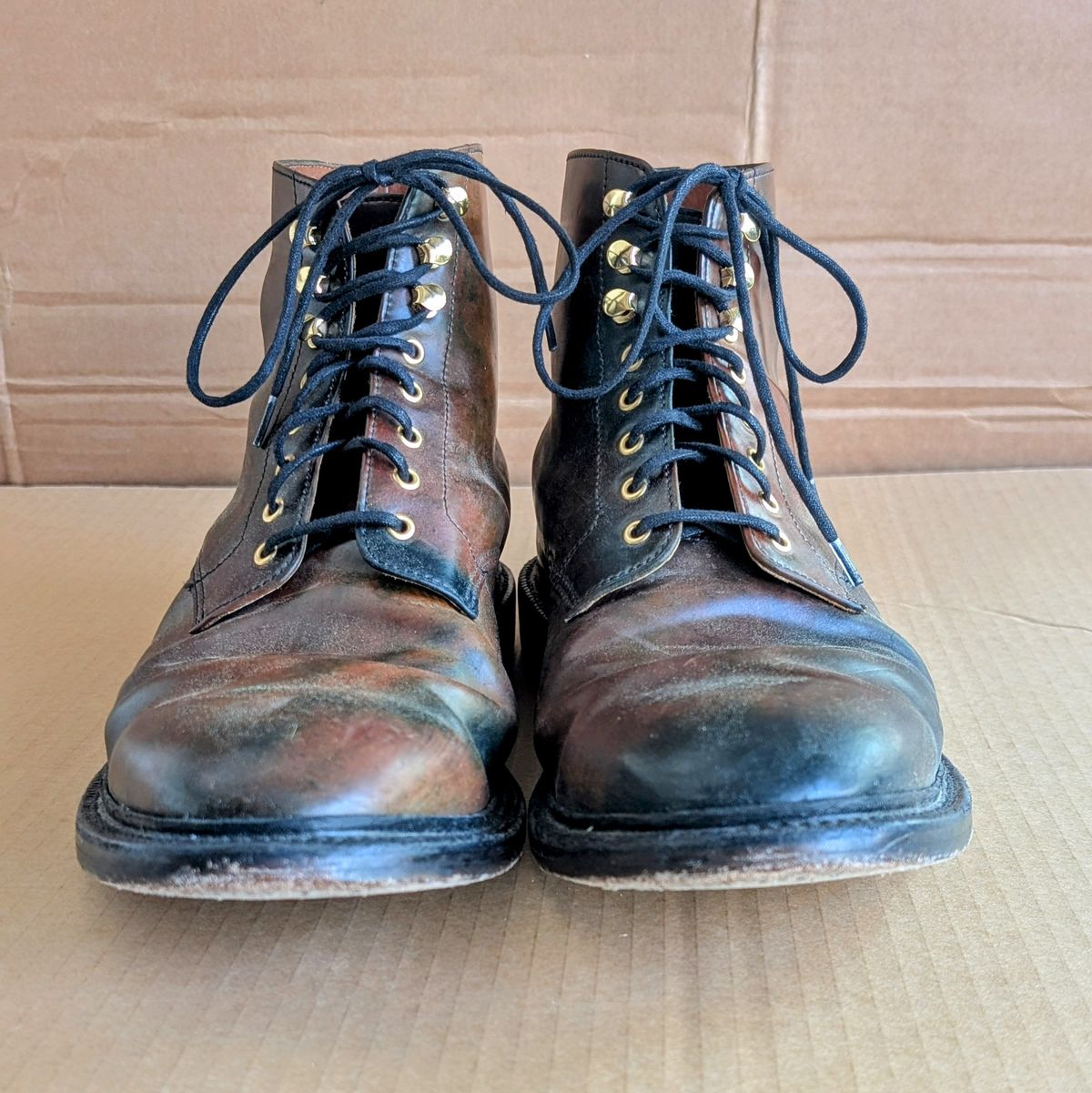 Photo by SIDO on April 1, 2025 of the Grant Stone Edward Boot in Horween Marbled Black Shell Cordovan.