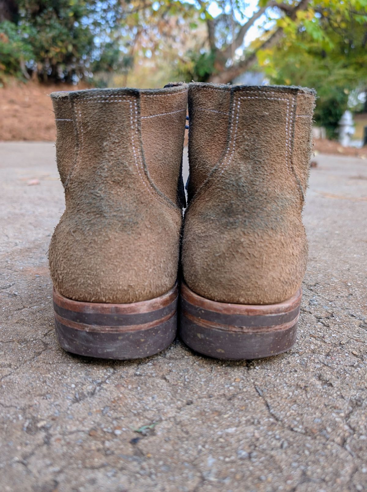 Photo by SIDO on November 2, 2025 of the Oak Street Bootmakers Storm Boot in Horween Natural Chromexcel Roughout.