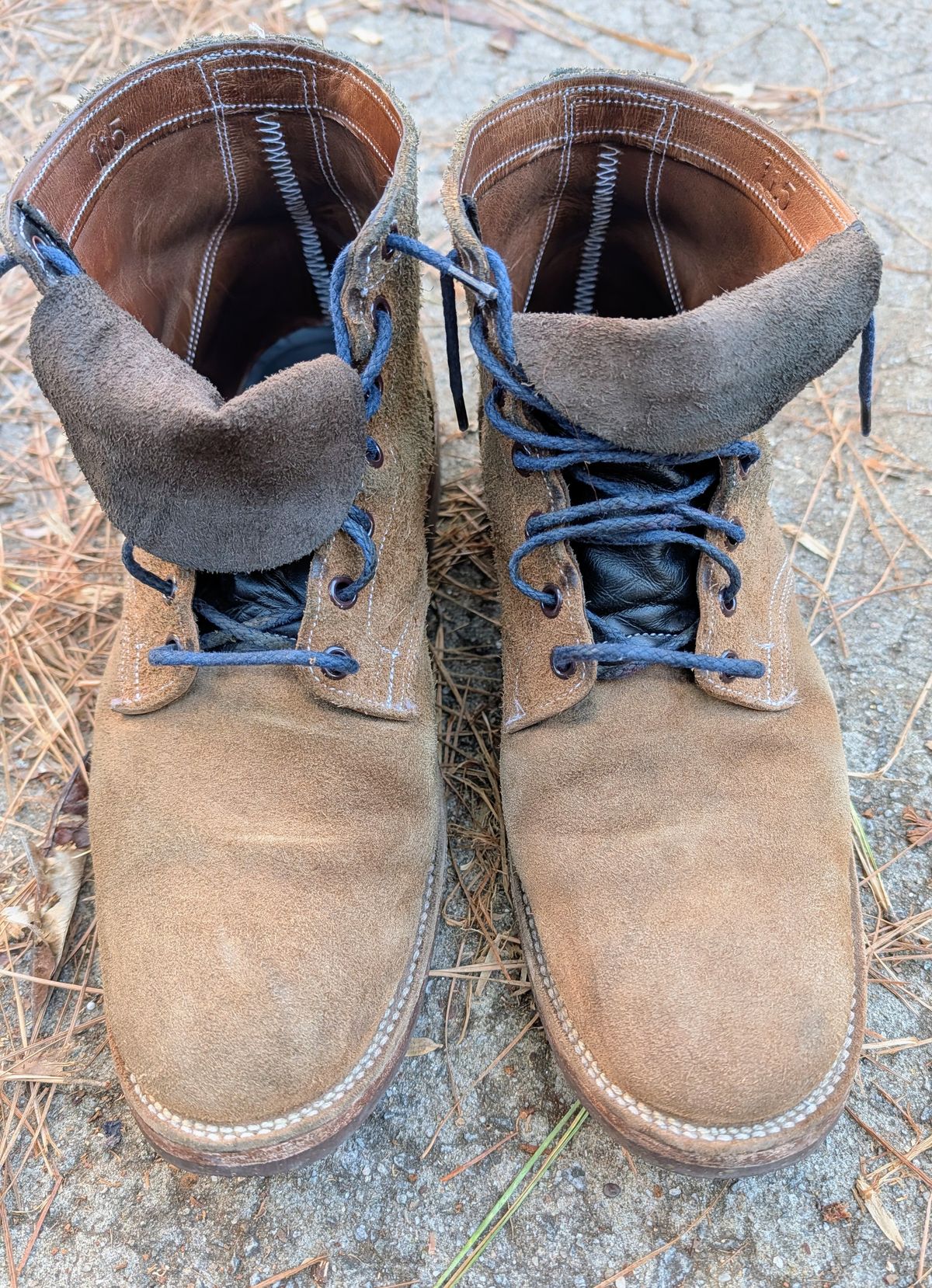 Photo by SIDO on January 1, 2026 of the Oak Street Bootmakers Storm Boot in Horween Natural Chromexcel Roughout.