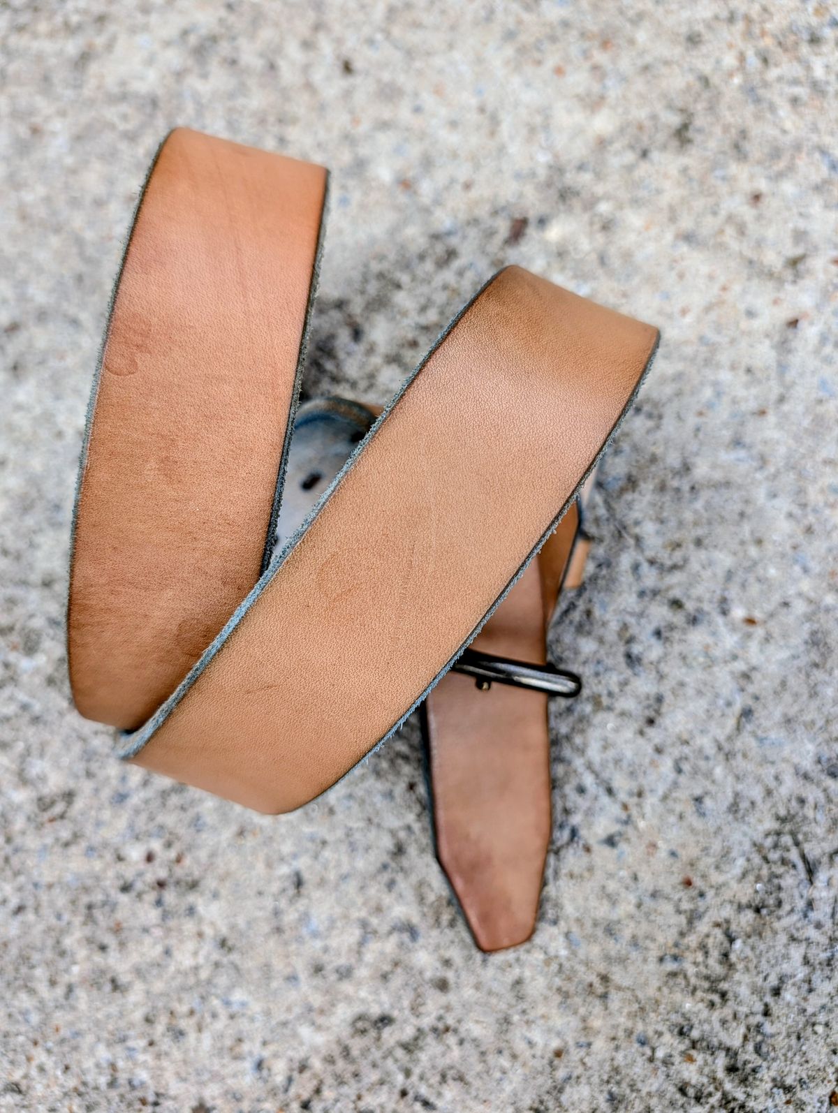 Photo by SIDO on March 1, 2026 of the Carmine Jack Leather Natural Shipyard Belt in Natural Oak Bark Leather.