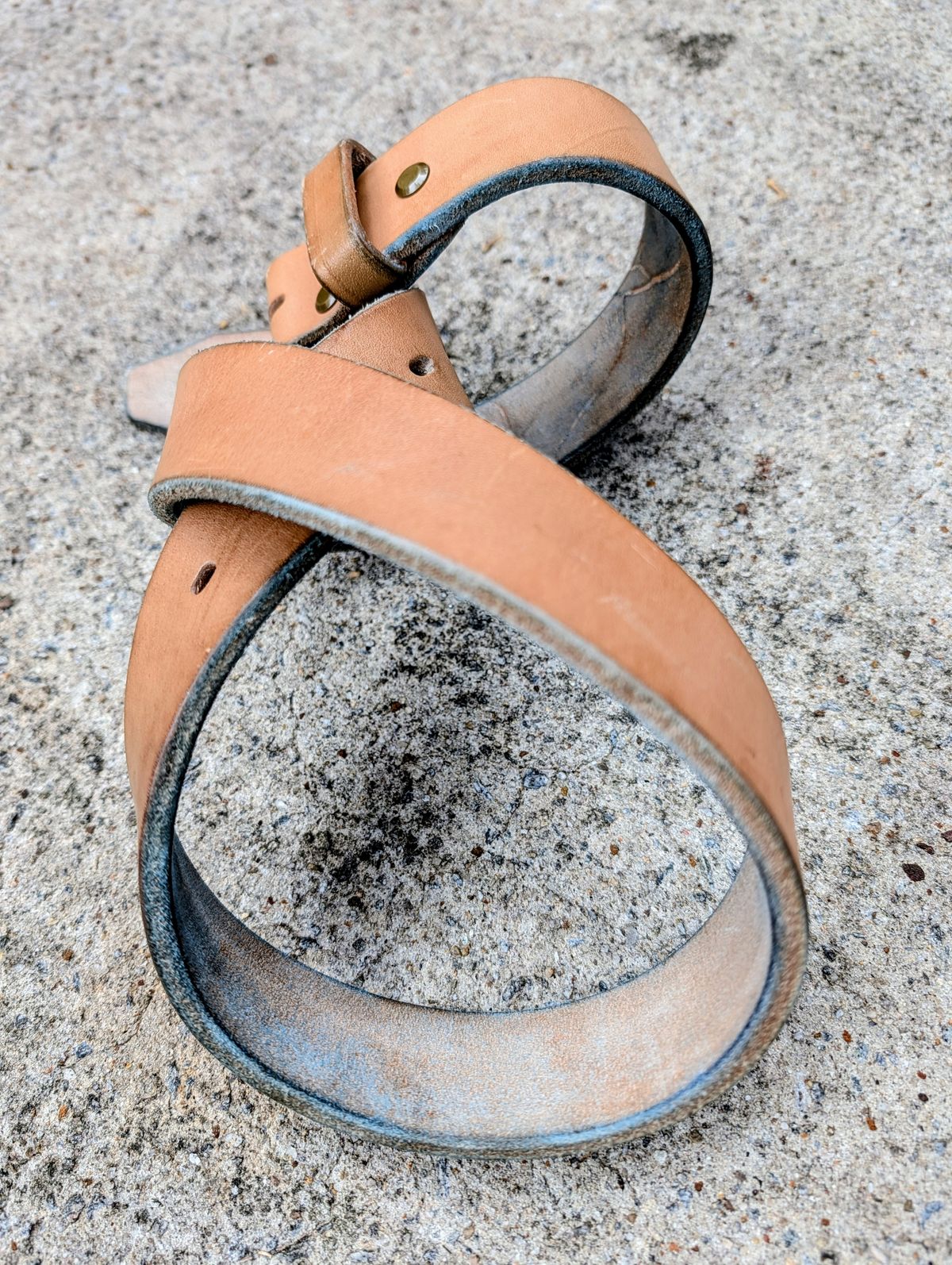 Photo by SIDO on March 1, 2026 of the Carmine Jack Leather Natural Shipyard Belt in Natural Oak Bark Leather.