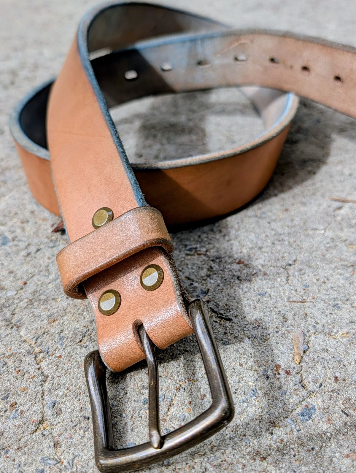 Photo by SIDO on April 1, 2026 of the Carmine Jack Leather Natural Shipyard Belt in Natural Oak Bark Leather.