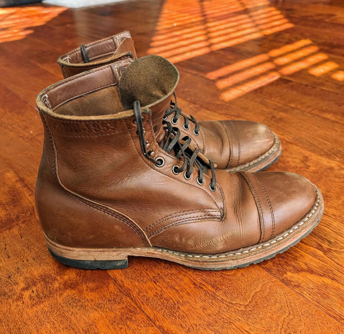 Photo by SIDO on January 2, 2024 of the White's MP-Sherman Toe Cap in Horween British Tan Chromexcel.