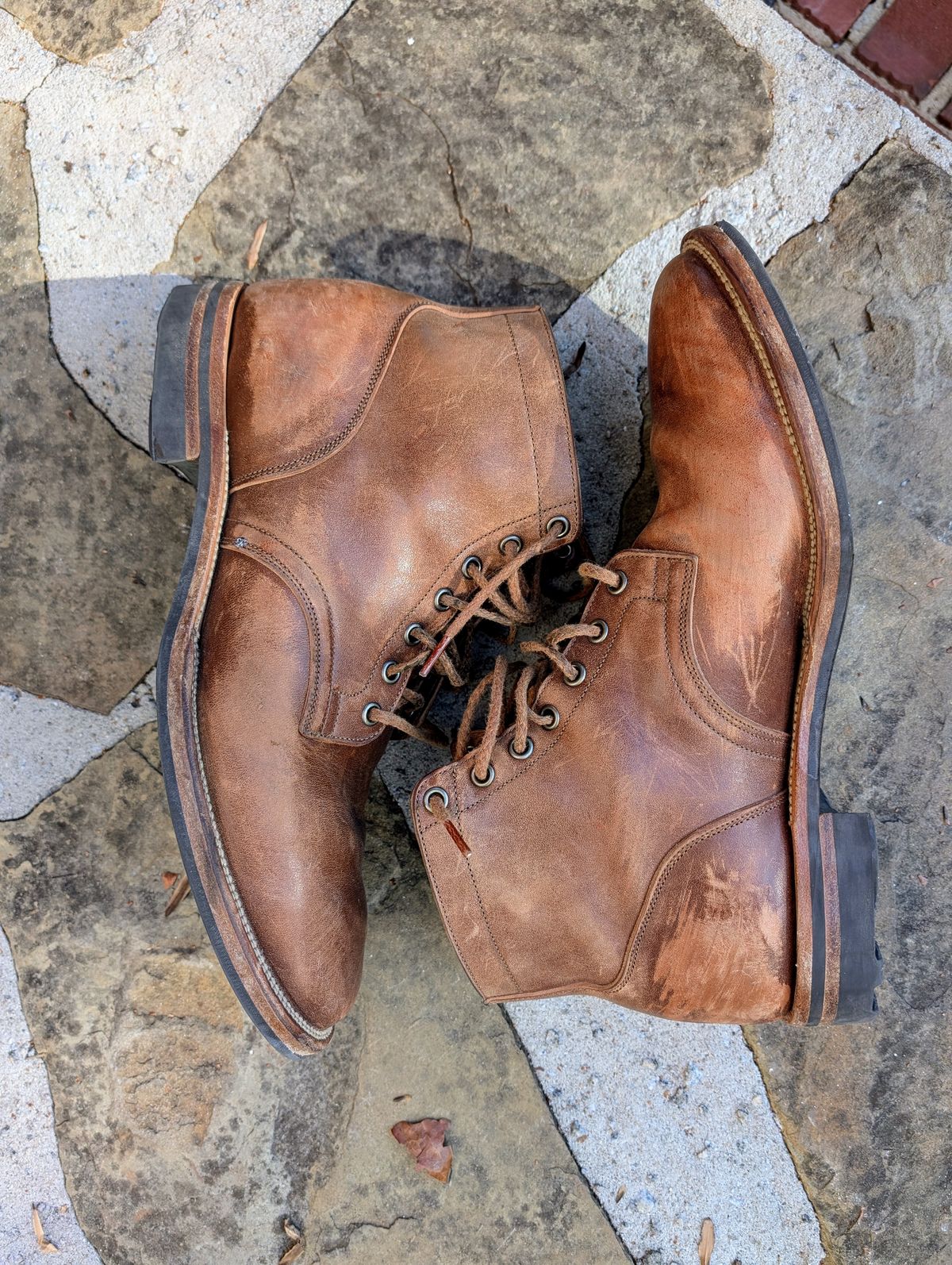 Photo by SIDO on December 2, 2024 of the Viberg Service Boot in Maryam Toscanello TPR Horsebutt.