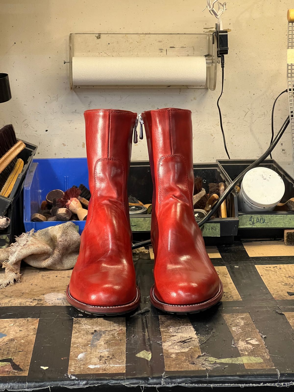 Photo by Tillman on November 6, 2025 of the Self-Made Custom Model in Conceria Puccini Attilio Red Maremma.