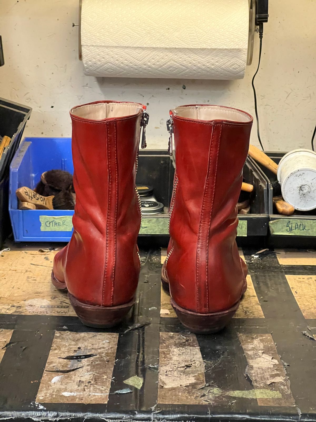 Photo by Tillman on December 19, 2025 of the Self-Made Custom Model in Conceria Puccini Attilio Red Maremma.