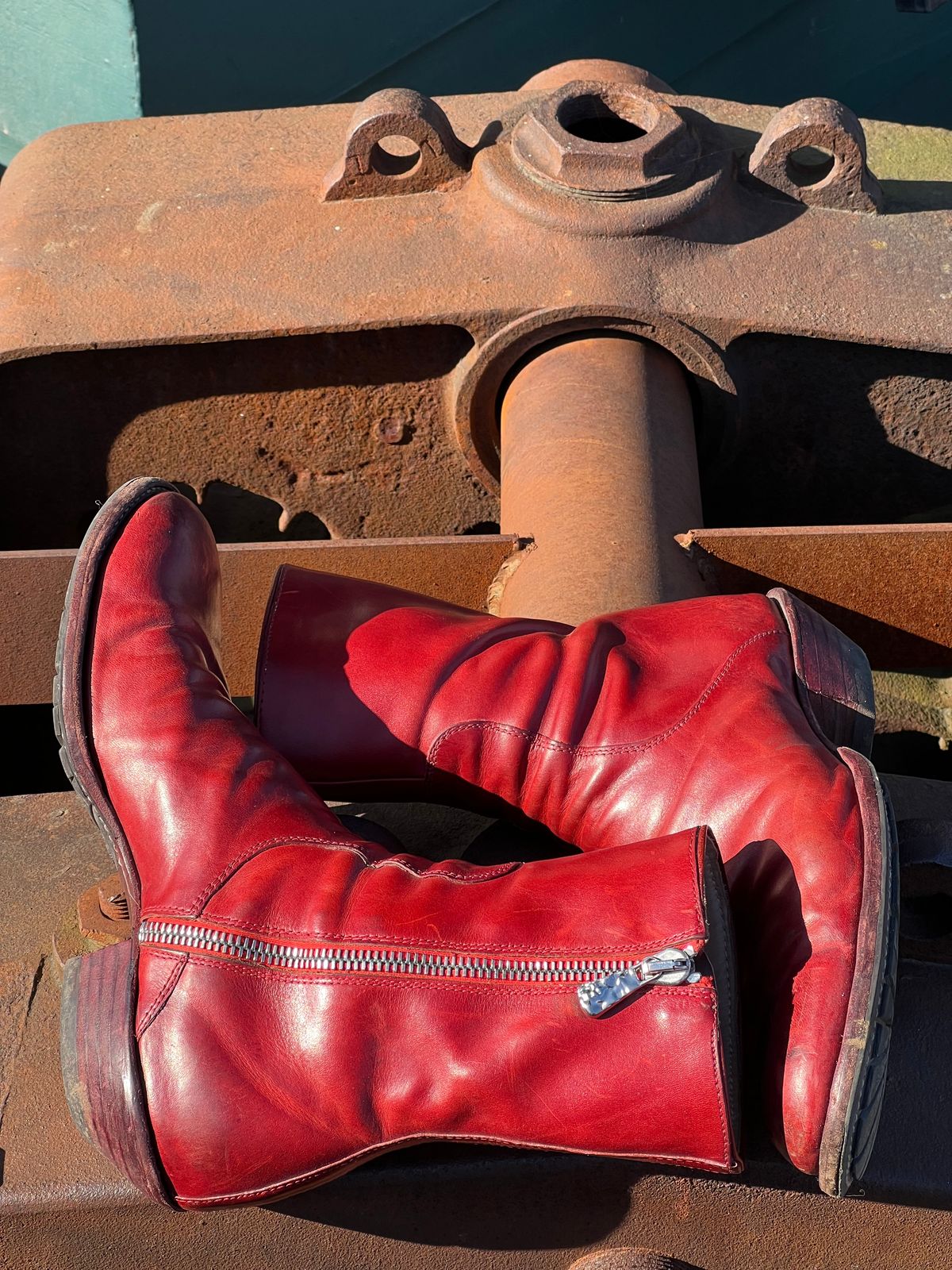 Photo by Tillman on March 2, 2026 of the Self-Made Custom Model in Conceria Puccini Attilio Red Maremma.