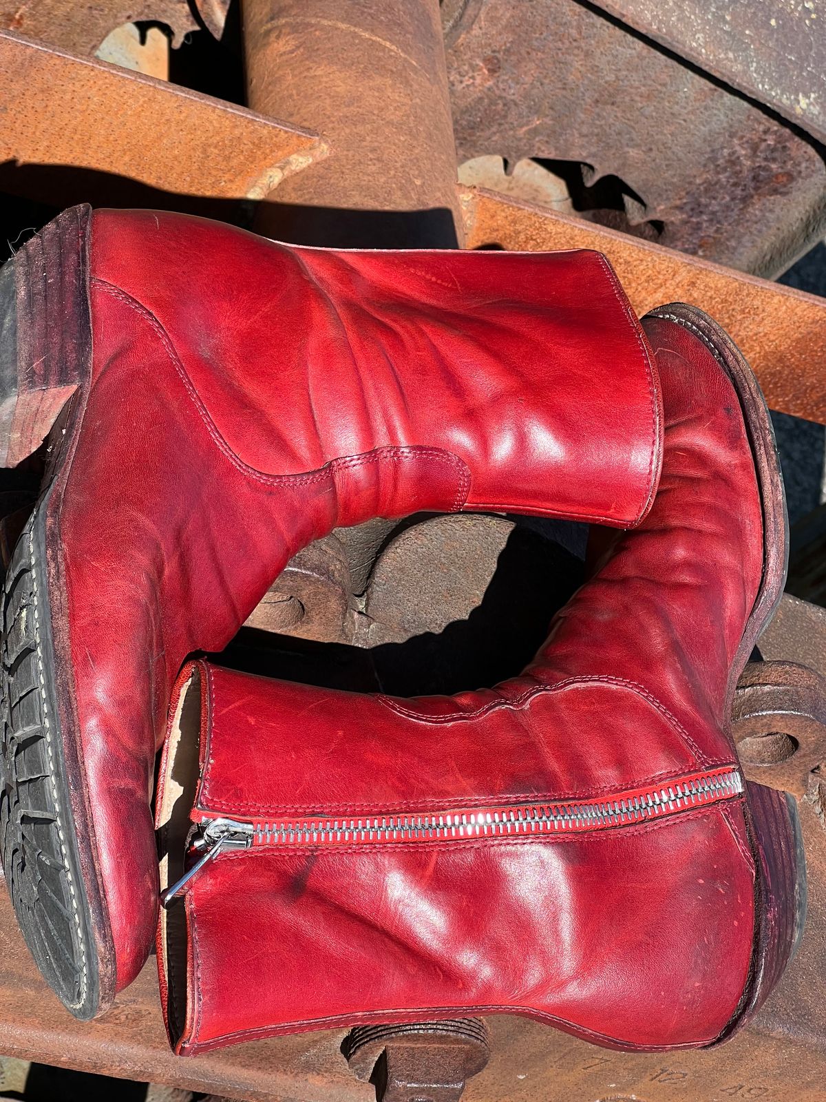 Photo by Tillman on April 4, 2026 of the Self-Made Custom Model in Conceria Puccini Attilio Red Maremma.