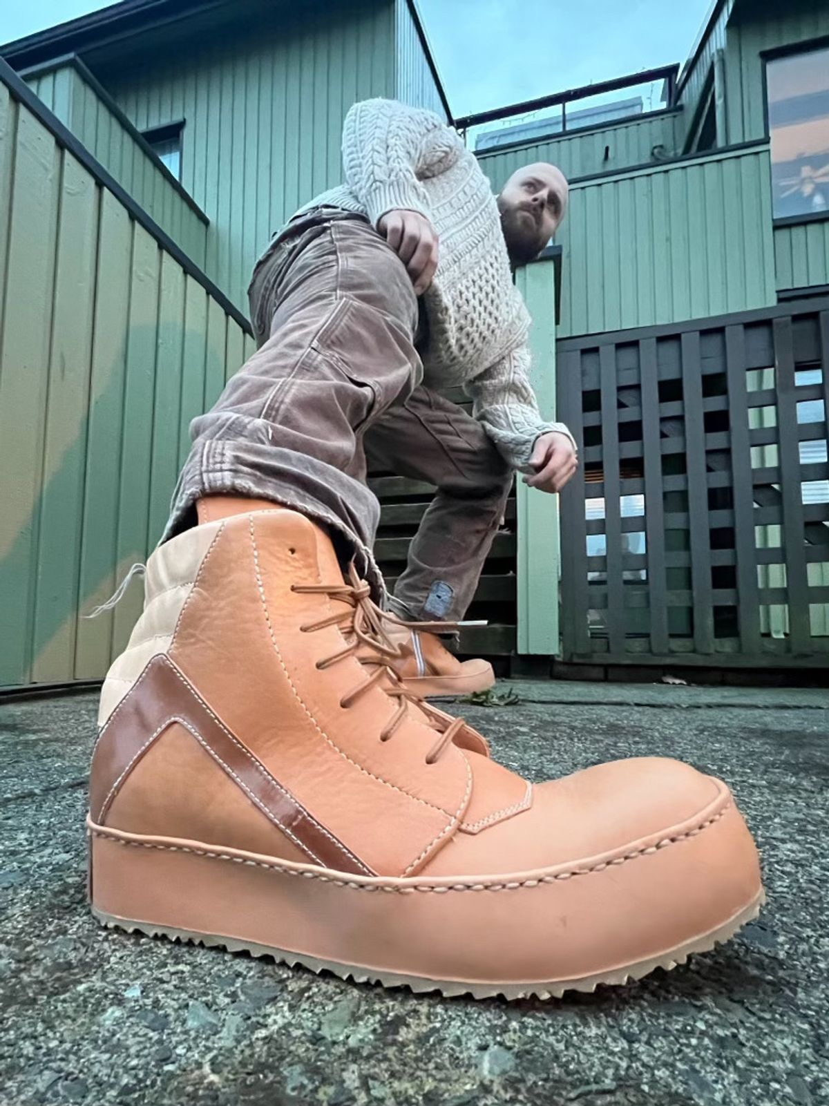 Photo by Tillman on November 4, 2024 of the Self-Made Geobasket in Horween Natural Essex & Horween Unglazed Natural Shell Cordovan.