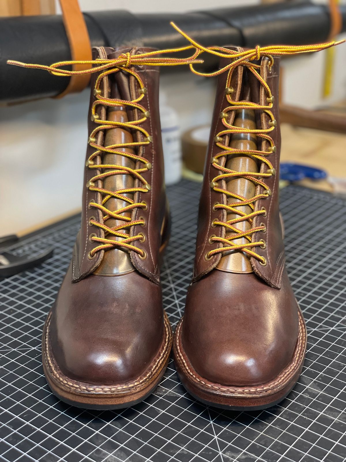 Photo by cobblertobias on October 1, 2022 of the White's Packer in Unknown Leather.