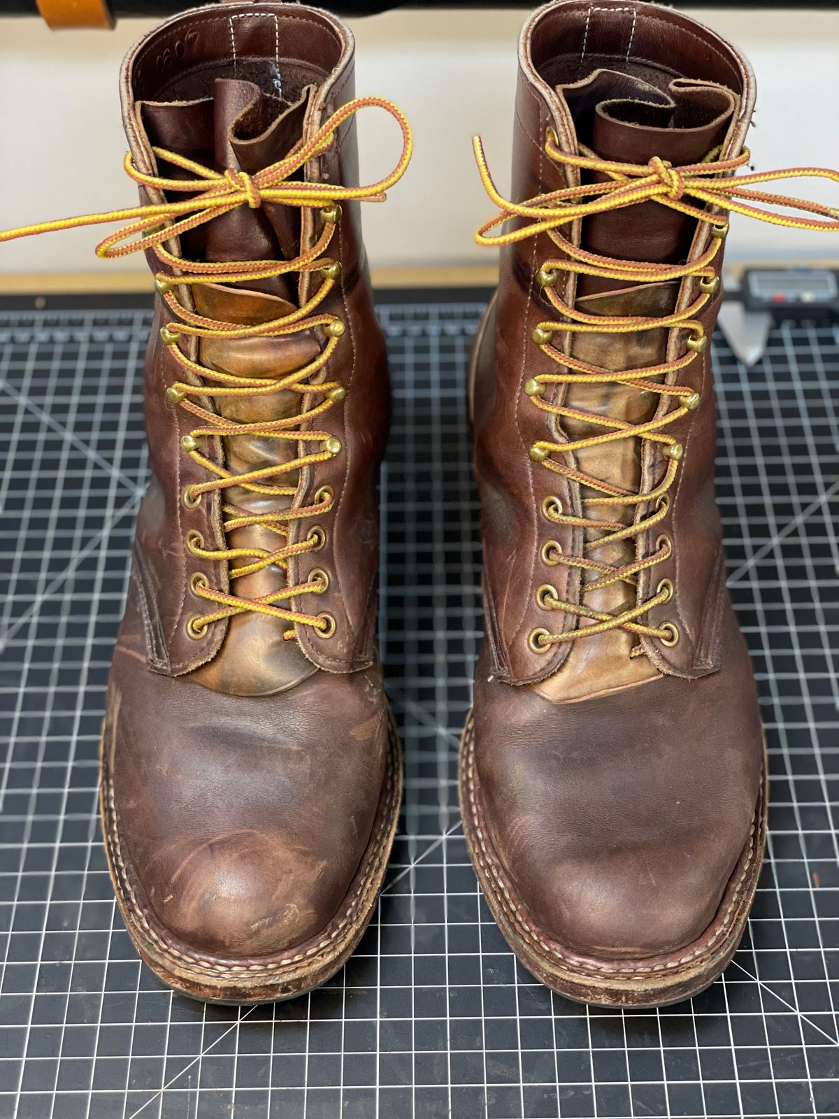Photo by cobblertobias on November 3, 2022 of the White's Packer in Unknown Leather.