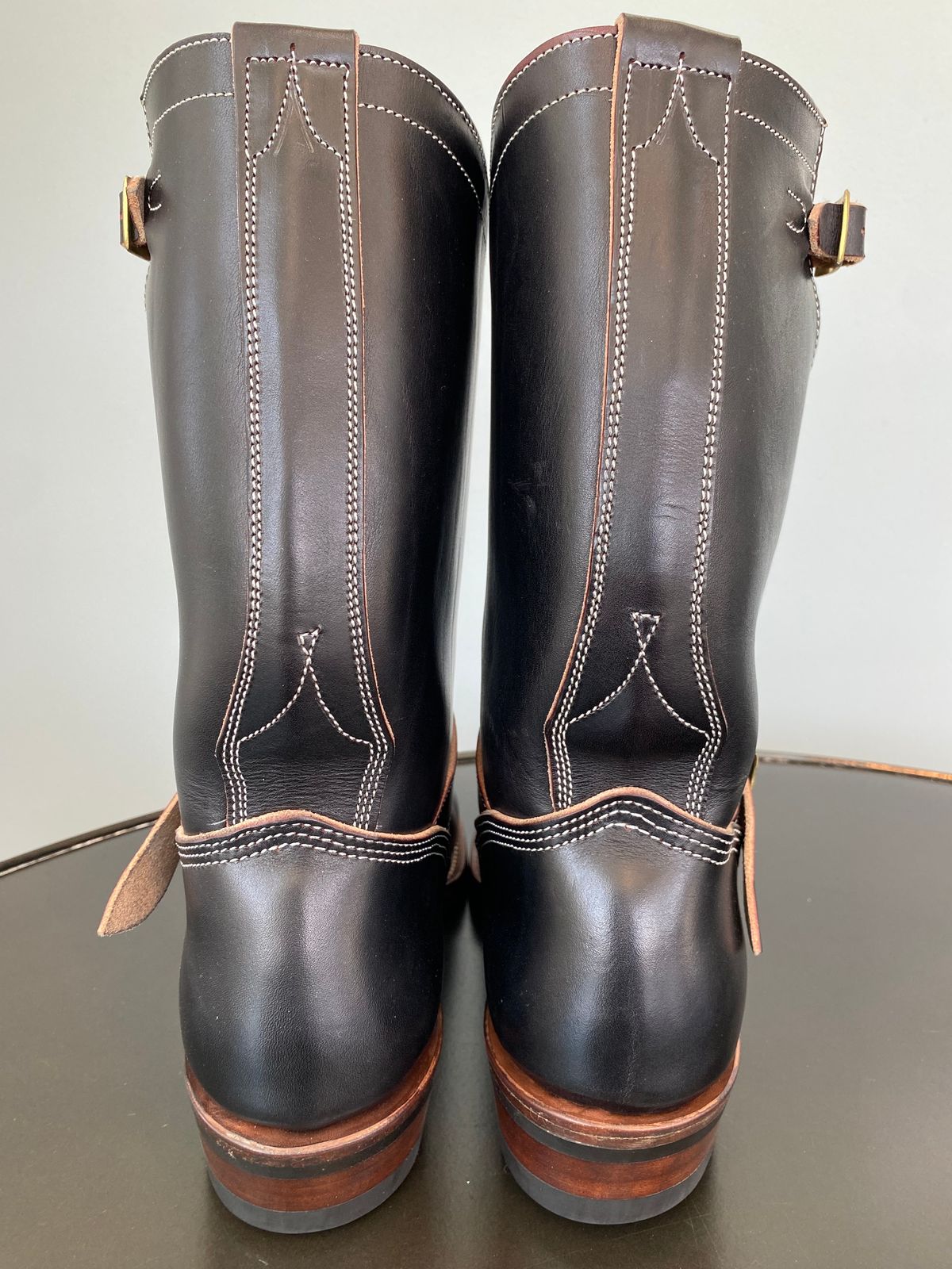 Photo by MartinField on October 1, 2023 of the Unsung U 22-2 Engineer Boot in Wickett & Craig Burgundy H Latigo.