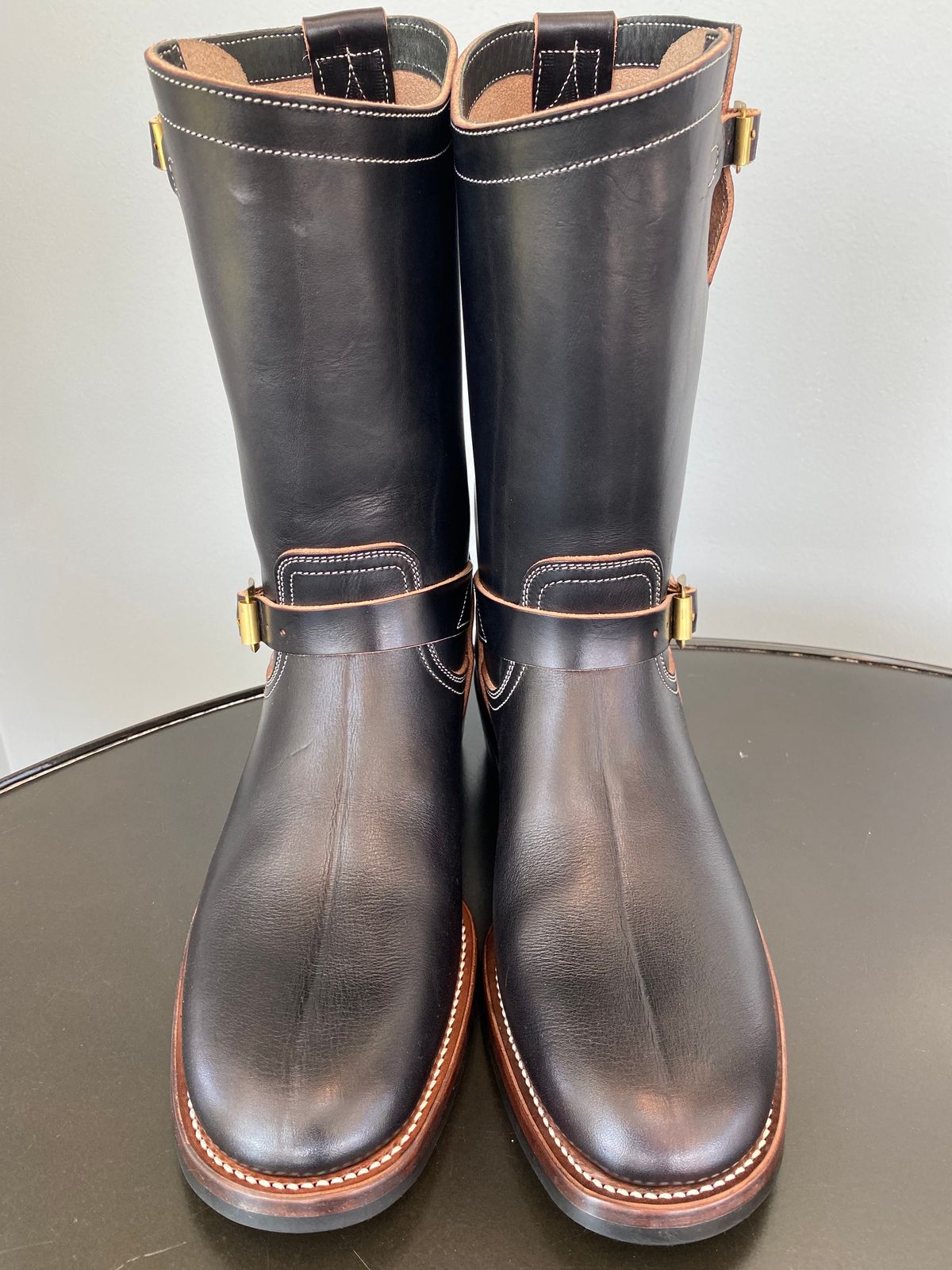 Photo by MartinField on October 1, 2023 of the Unsung U 22-2 Engineer Boot in Wickett & Craig Burgundy H Latigo.