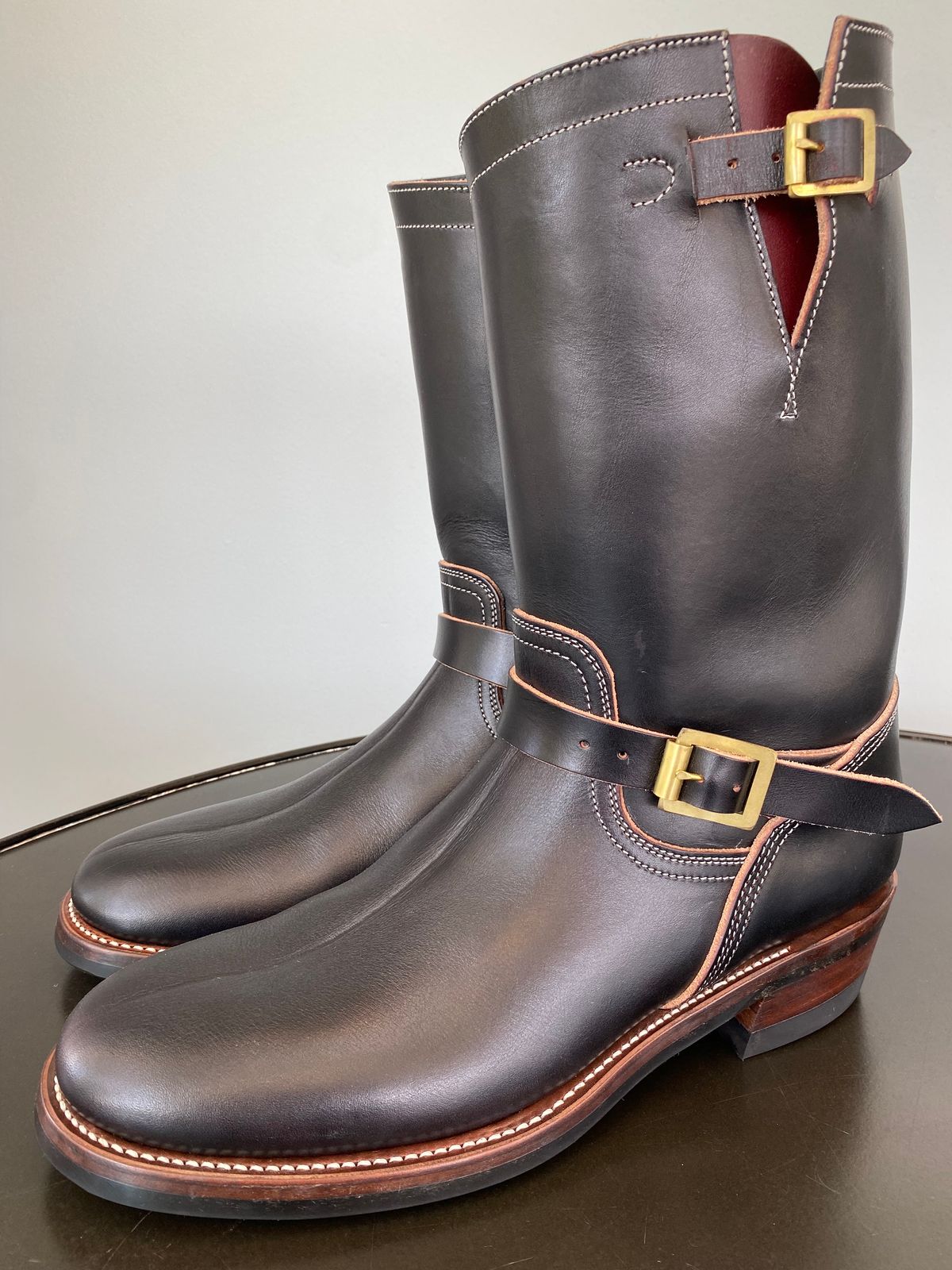 Photo by MartinField on October 1, 2023 of the Unsung U 22-2 Engineer Boot in Wickett & Craig Burgundy H Latigo.