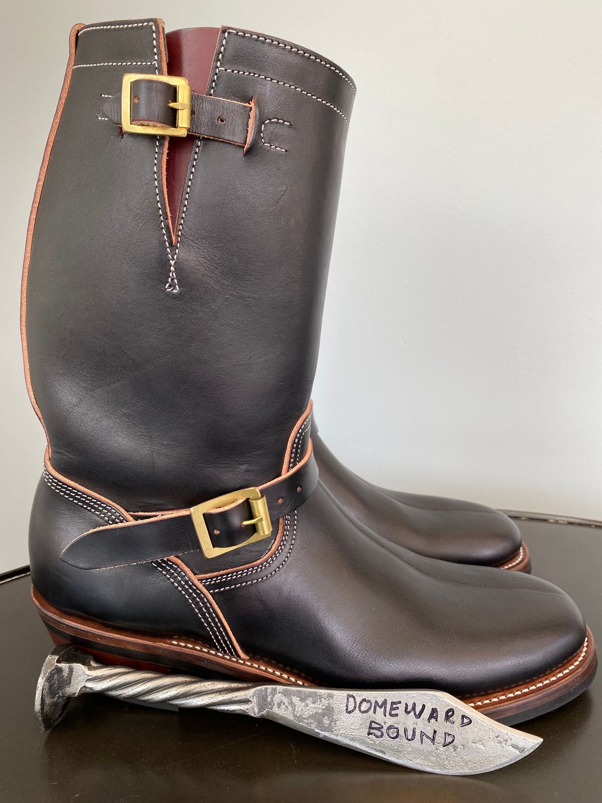 Photo by MartinField on October 1, 2023 of the Unsung U 22-2 Engineer Boot in Wickett & Craig Burgundy H Latigo.
