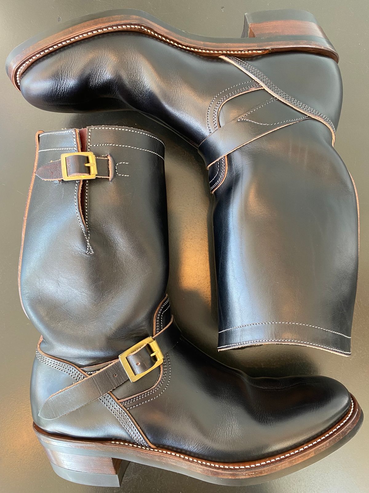 Photo by MartinField on November 2, 2023 of the Unsung U 22-2 Engineer Boot in Wickett & Craig Burgundy H Latigo.