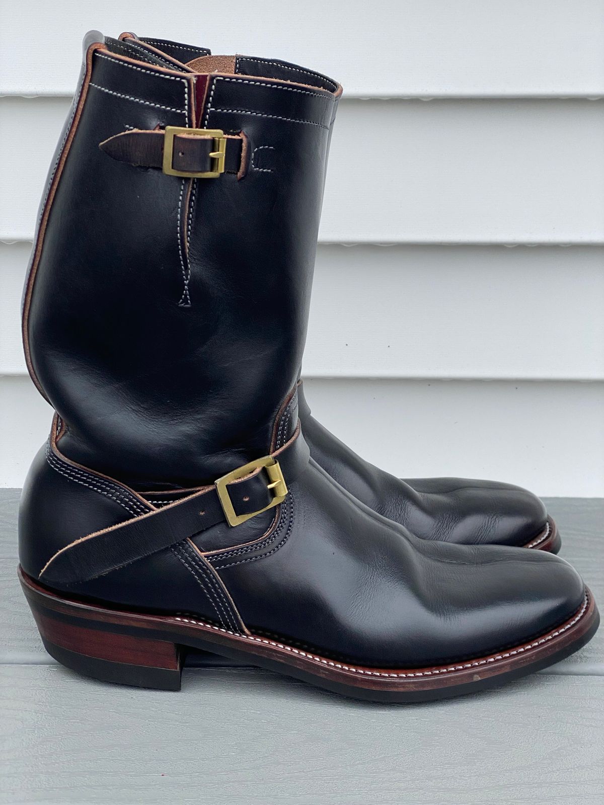 Photo by MartinField on December 3, 2023 of the Unsung U 22-2 Engineer Boot in Wickett & Craig Burgundy H Latigo.