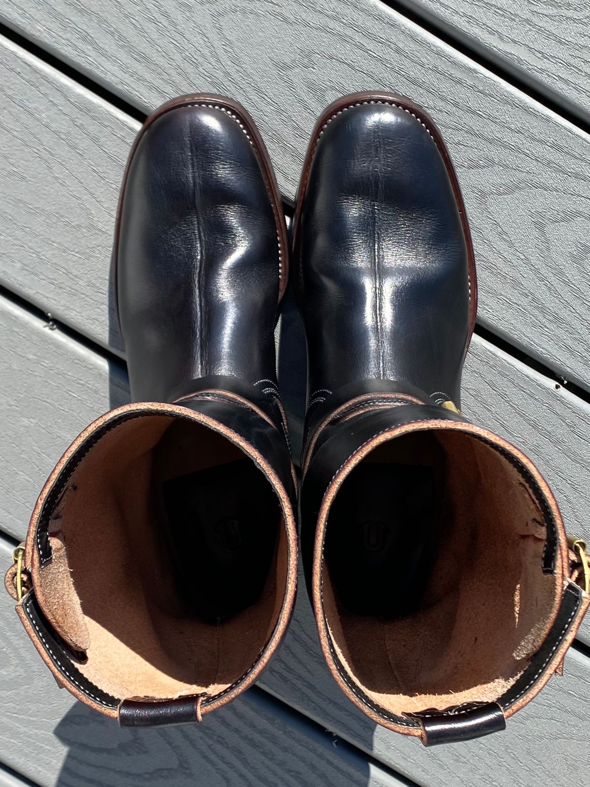 Photo by MartinField on February 1, 2024 of the Unsung U 22-2 Engineer Boot in Wickett & Craig Burgundy H Latigo.