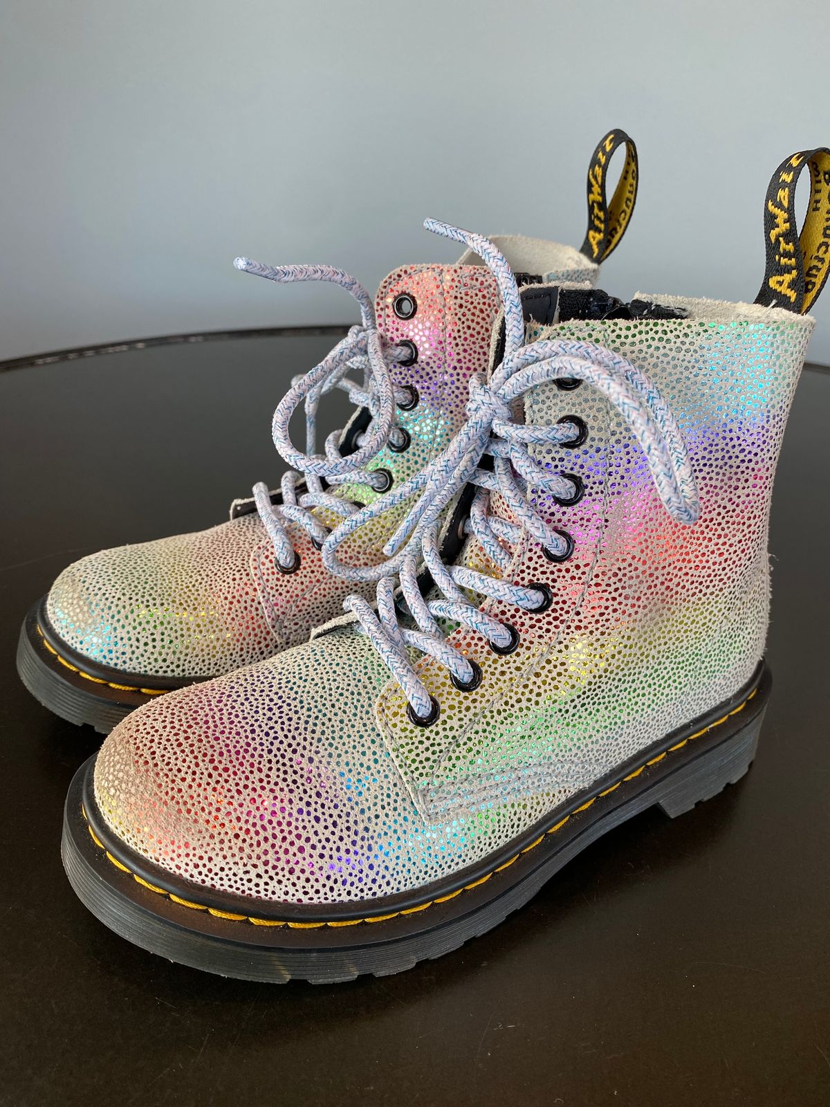 Photo by MartinField on October 1, 2023 of the Dr. Martens 1460 Pascal Made In England in Unknown Leather.