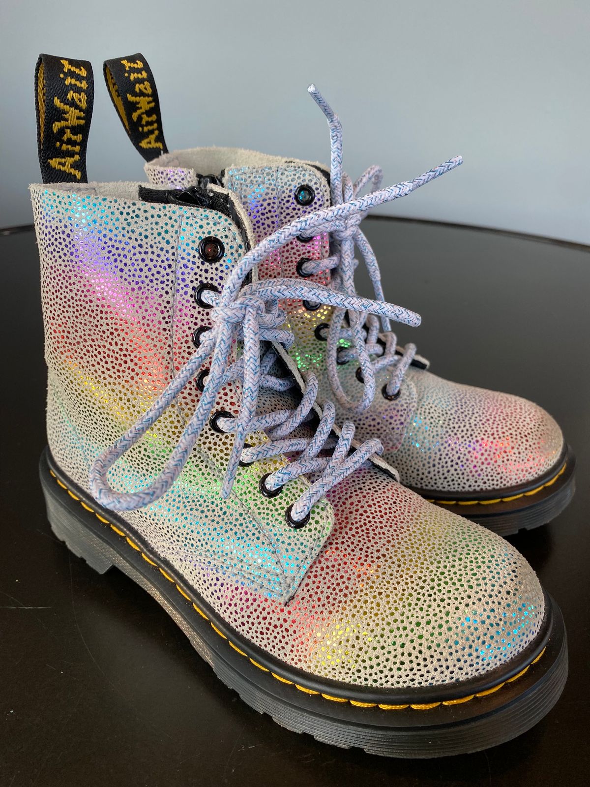 Photo by MartinField on October 1, 2023 of the Dr. Martens 1460 Pascal Made In England in Unknown Leather.