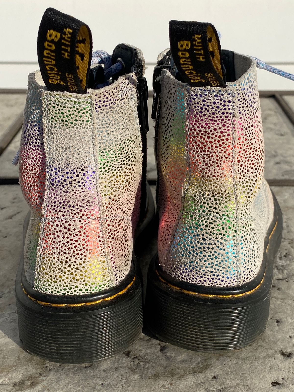 Photo by MartinField on January 3, 2024 of the Dr. Martens 1460 Pascal Made In England in Unknown Leather.