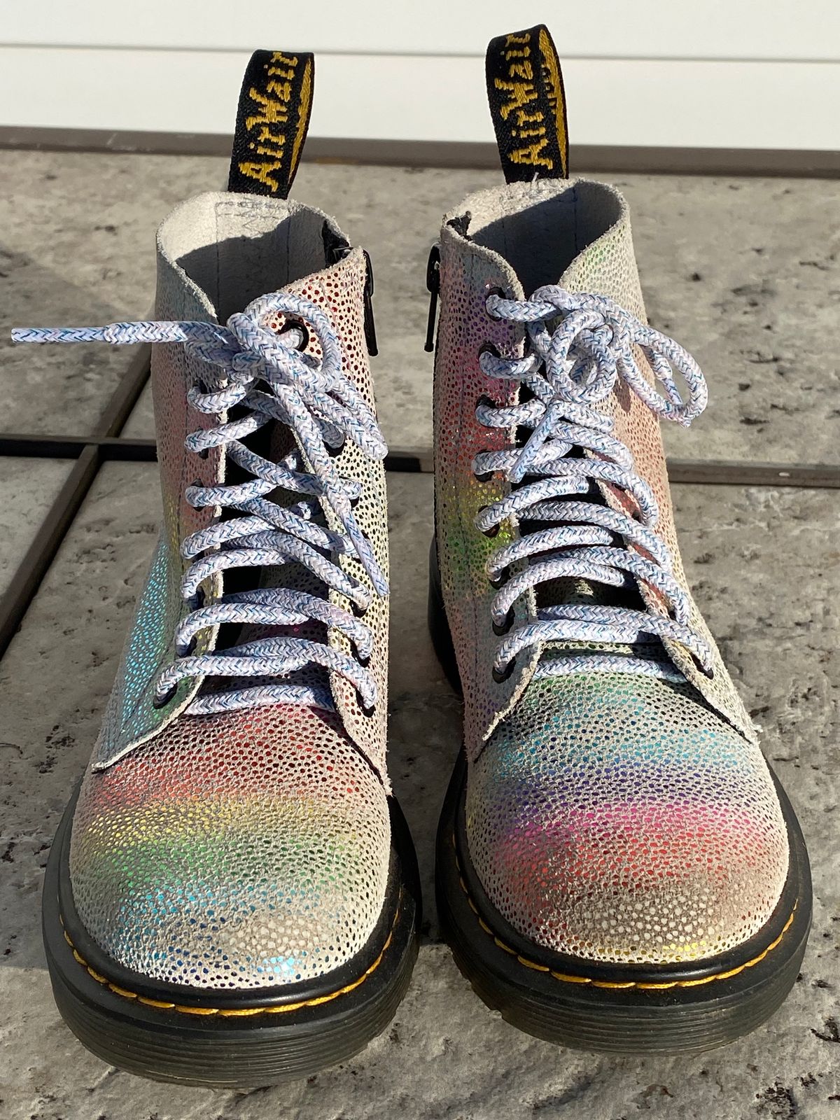 Photo by MartinField on January 3, 2024 of the Dr. Martens 1460 Pascal Made In England in Unknown Leather.