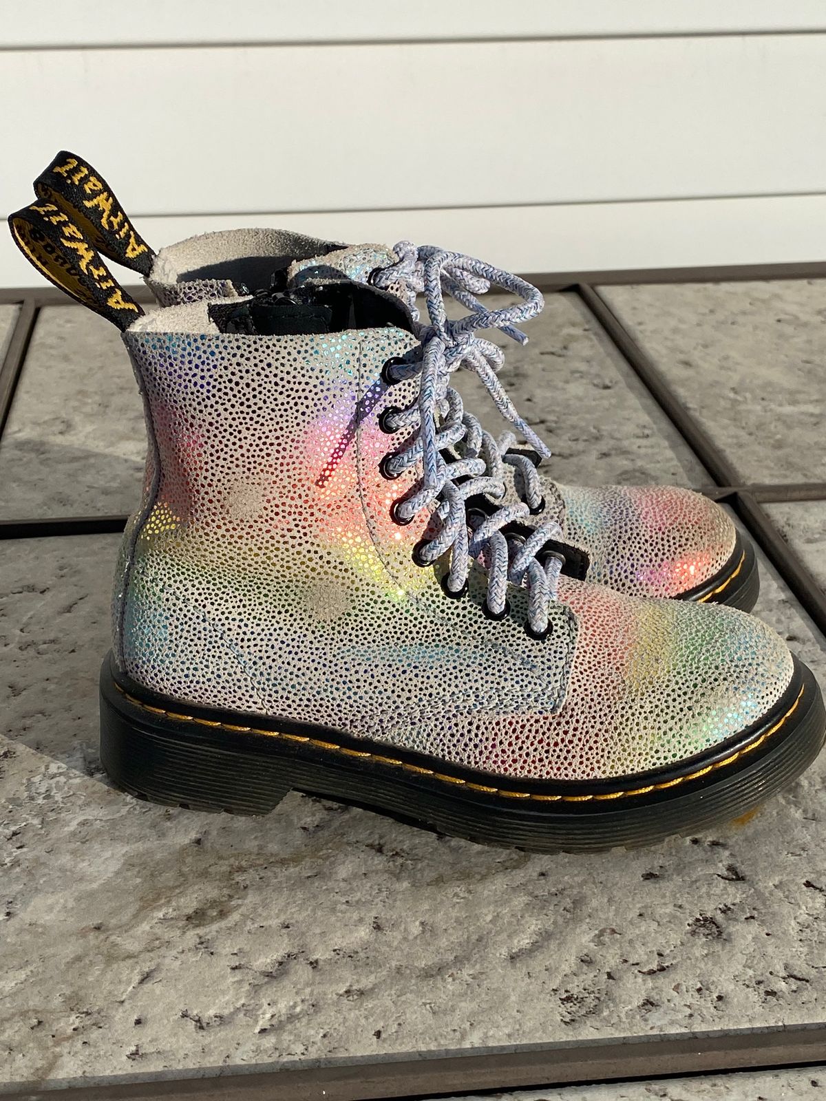 Photo by MartinField on January 3, 2024 of the Dr. Martens 1460 Pascal Made In England in Unknown Leather.