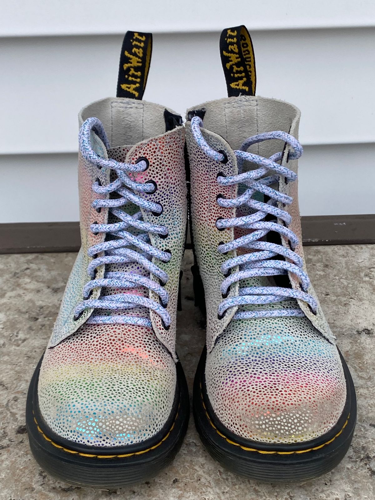 Photo by MartinField on March 1, 2024 of the Dr. Martens 1460 Pascal Made In England in Unknown Leather.