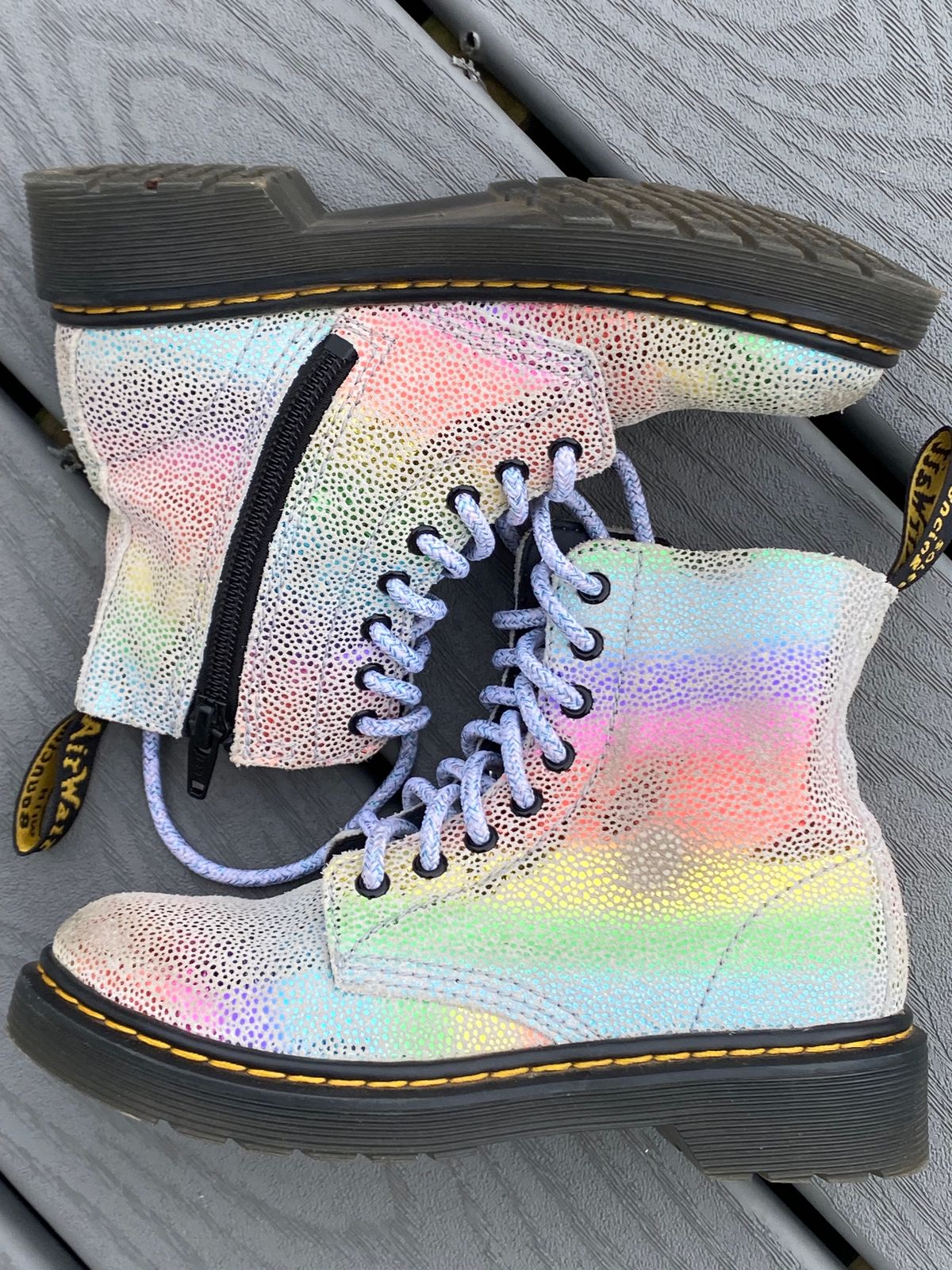 Photo by MartinField on March 1, 2024 of the Dr. Martens 1460 Pascal Made In England in Unknown Leather.