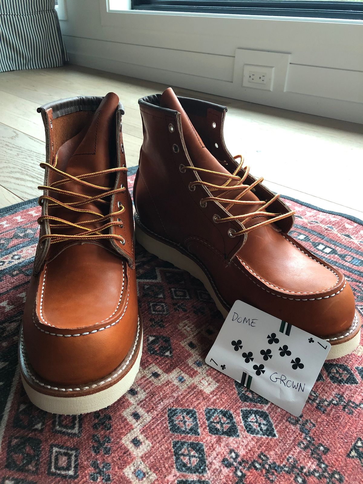 Photo by theperfectbowl on November 7, 2023 of the Red Wing 6-Inch Classic Moc in S.B. Foot Oro Legacy.