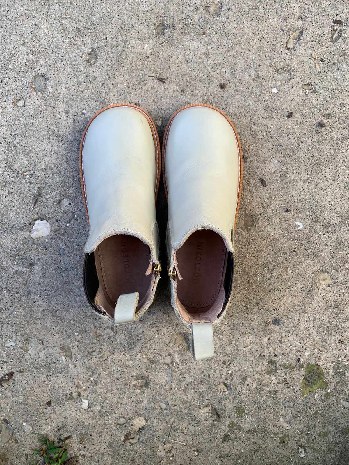 Photo by lockloam on October 2, 2022 of the Unlisted Maker Unlisted Model in Unknown Leather.