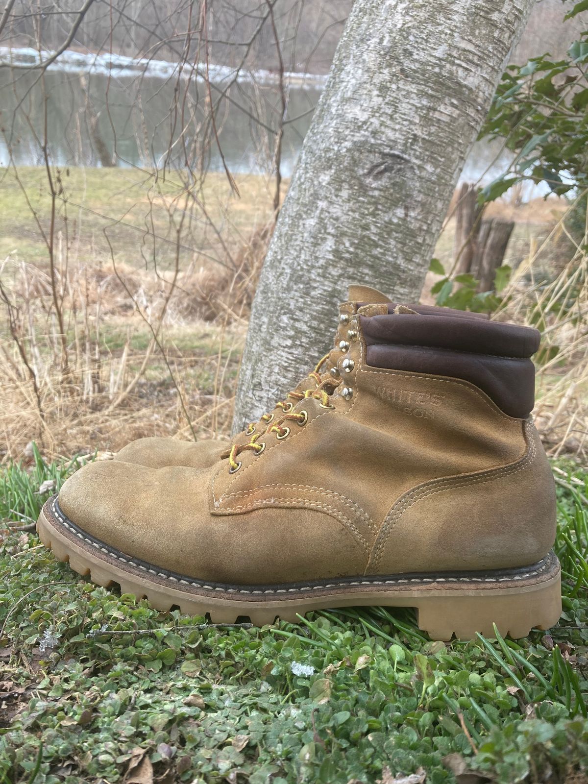 Photo by Chhh1984 on March 2, 2026 of the White's X Filson Shop Boot in Seidel Natural Suede.