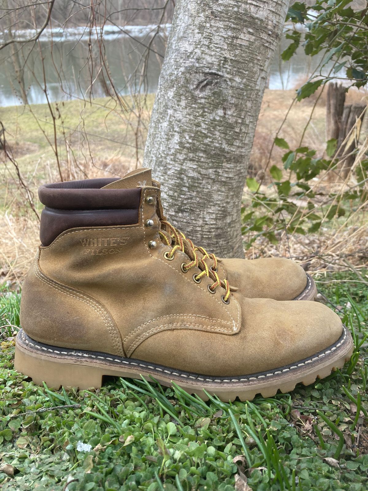 Photo by Chhh1984 on March 2, 2026 of the White's X Filson Shop Boot in Seidel Natural Suede.