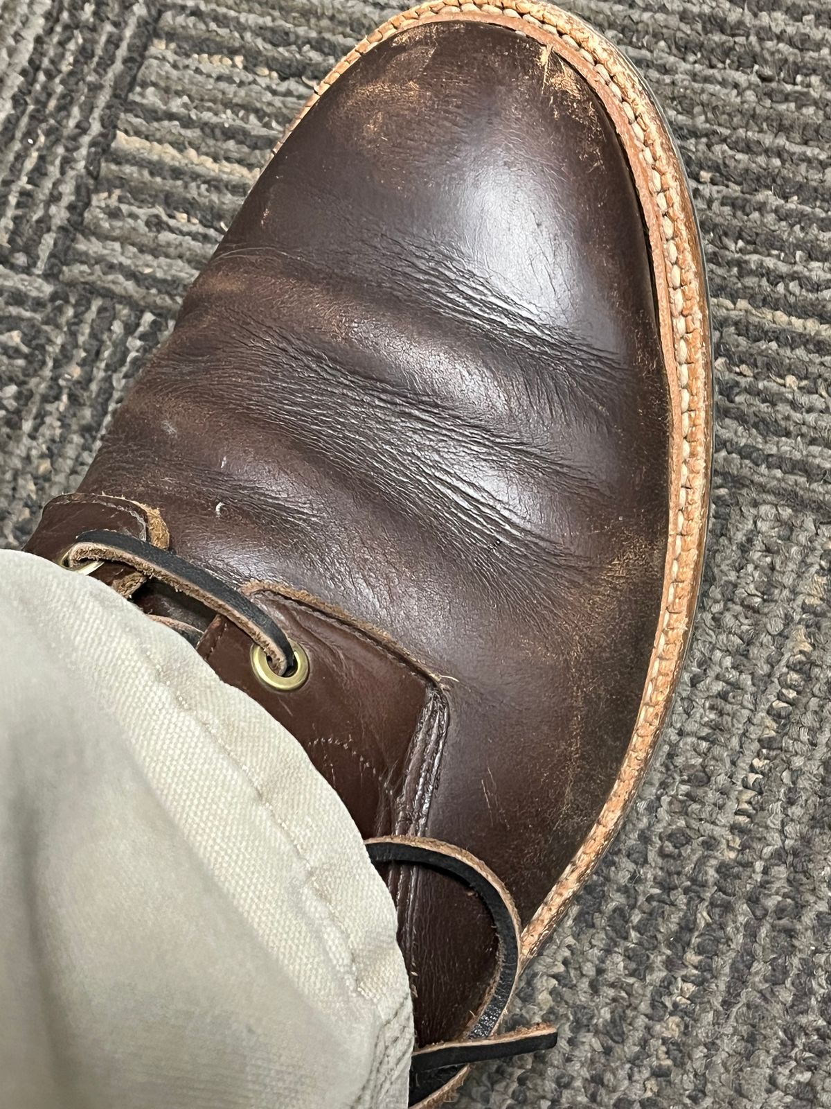 Photo by Chhh1984 on November 14, 2025 of the Grant Stone Diesel Boot in Horween Crimson Chromexcel.