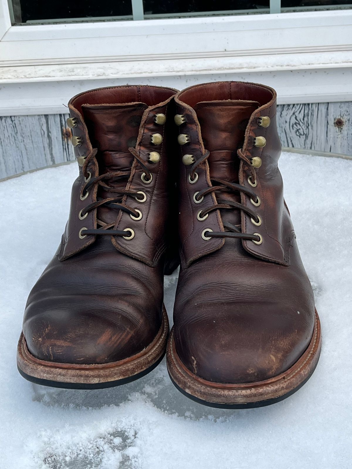 Photo by Chhh1984 on January 1, 2026 of the Grant Stone Diesel Boot in Horween Crimson Chromexcel.