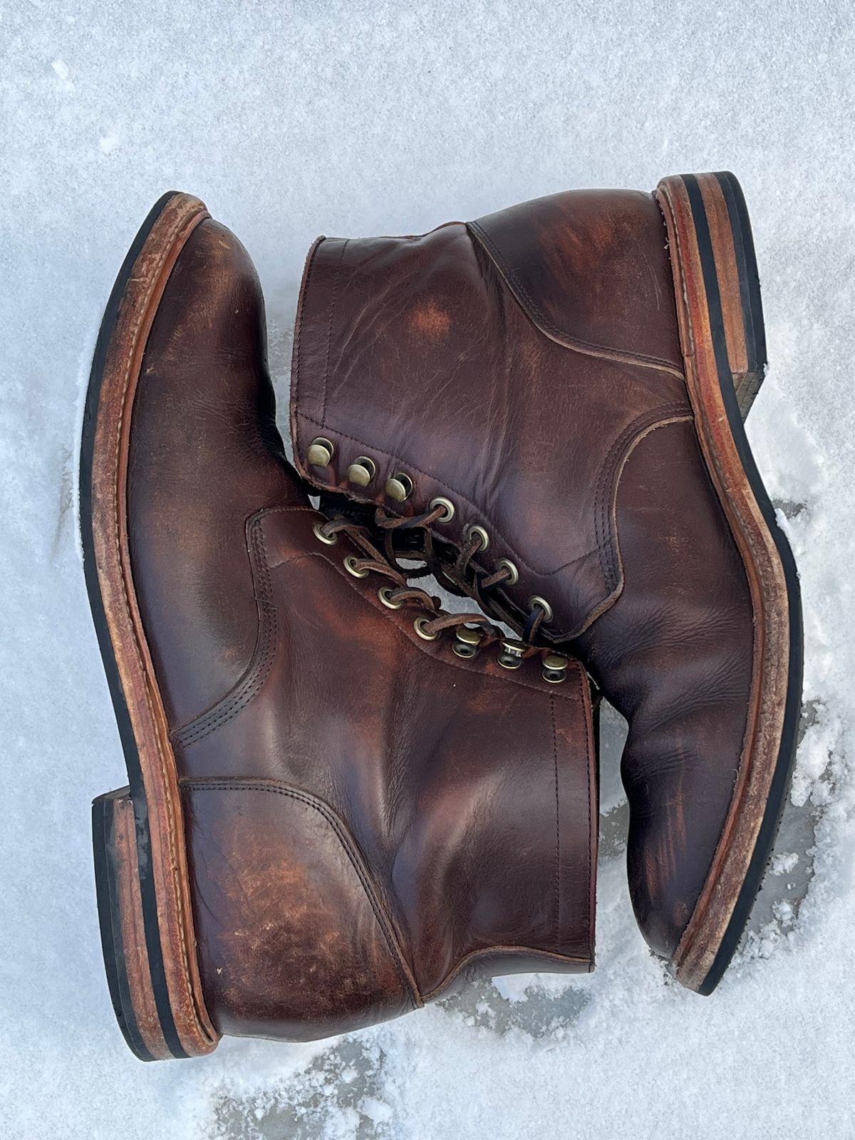 Photo by Chhh1984 on January 1, 2026 of the Grant Stone Diesel Boot in Horween Crimson Chromexcel.
